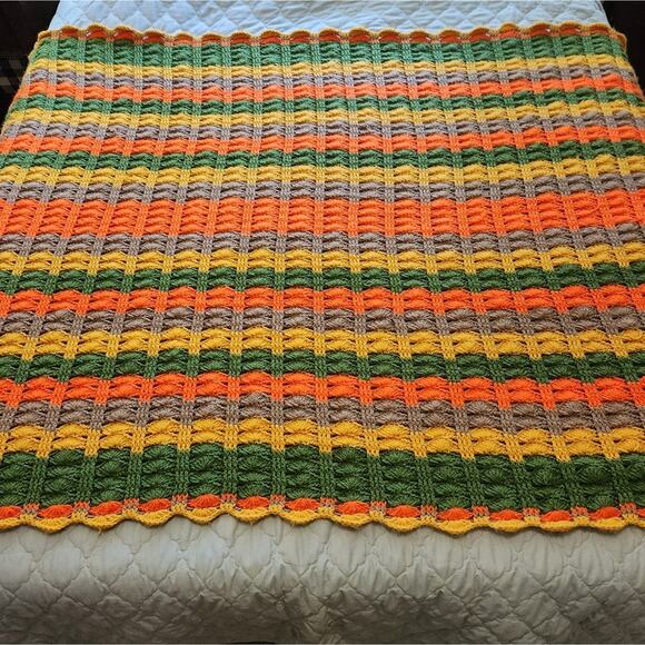 Afghan Throw Blanket Yellow Orange Green 70s Fall Handcrafted Vintage Grannycore - Picture 2 of 4